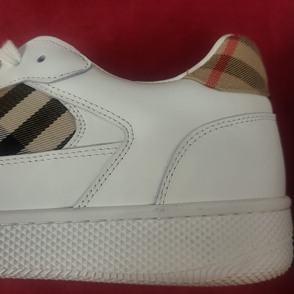 Burberry Terrace Check Sneakers - Picture 12 of 16